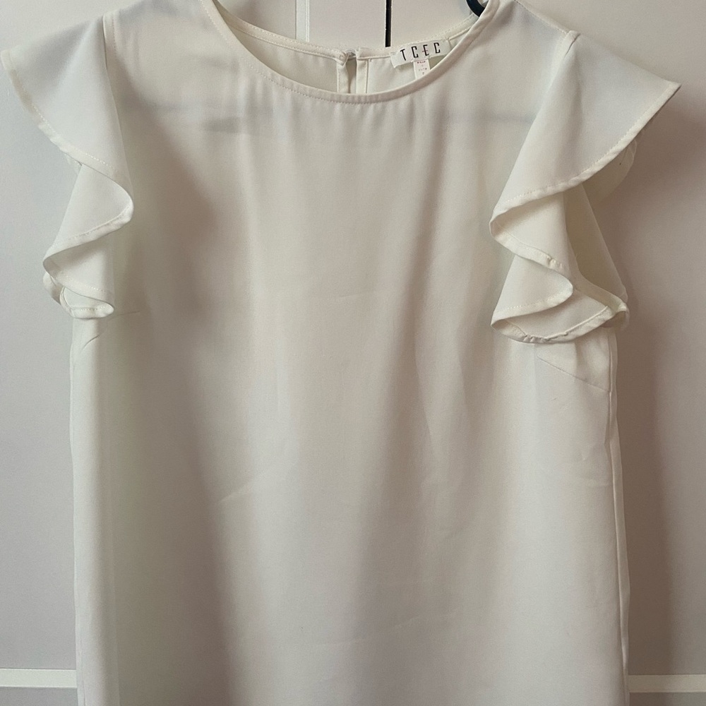 TCEC White Ruffle Sleeve Top
